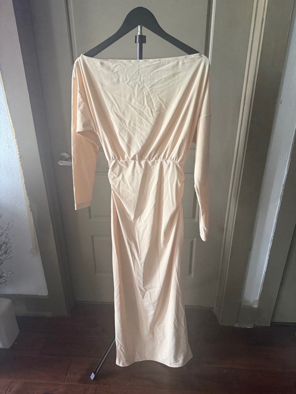 Off-Shoulder Long Sleeve Maxi Dress in Blush- NEVER WORN
